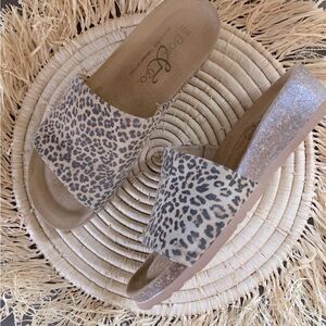 BOS. & CO Women’s Lux Leopard Open Toe Mules Italian Wedge Sandals 37/6